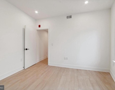 1643 N 2nd Street - Photo Thumbnail 5