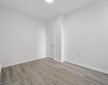2611 N 23rd Street - Photo Thumbnail 10