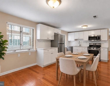 2319 Walnut Street - Photo Thumbnail 1