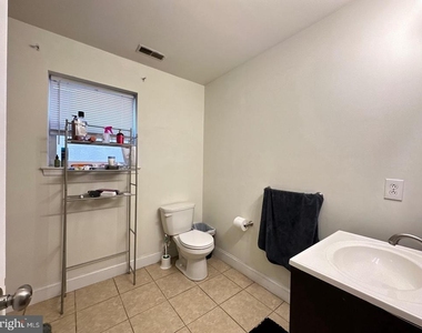 1815 N 18th Street - Photo Thumbnail 7