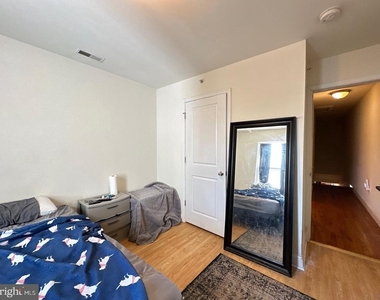 1815 N 18th Street - Photo Thumbnail 12
