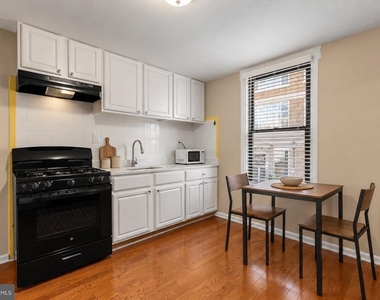 2319 Walnut Street - Photo Thumbnail 3