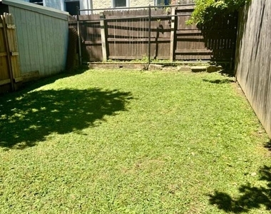 15 W Abington Avenue - Photo Thumbnail 19