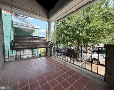 15 W Abington Avenue - Photo Thumbnail 3