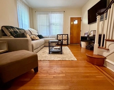 15 W Abington Avenue - Photo Thumbnail 8