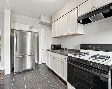 6217 W Stiles Street - Photo Thumbnail 7