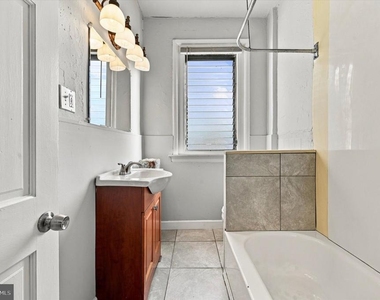 6217 W Stiles Street - Photo Thumbnail 14