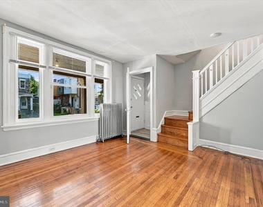 6217 W Stiles Street - Photo Thumbnail 2