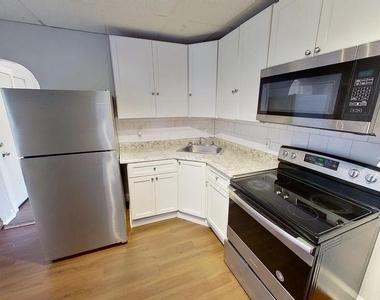 3531 Emerald Street - Photo Thumbnail 11