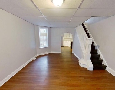 3531 Emerald Street - Photo Thumbnail 8