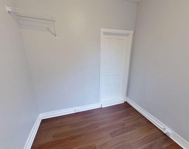 3531 Emerald Street - Photo Thumbnail 3