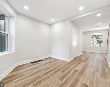 1924 S 21st Street - Photo Thumbnail 7