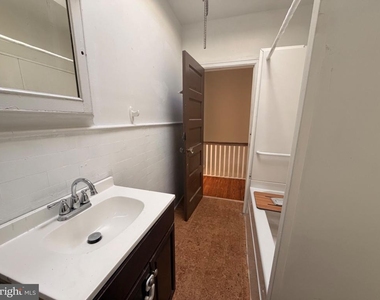 5721 Stewart Street - Photo Thumbnail 9