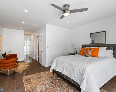 418 Wallace Street - Photo Thumbnail 17