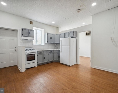 2201 S Hicks Street - Photo Thumbnail 4