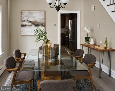207 Lauriston Street - Photo Thumbnail 3