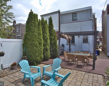 207 Lauriston Street - Photo Thumbnail 22
