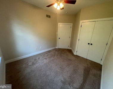 244 Krams Avenue - Photo Thumbnail 19