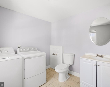 1821 Memphis Street - Photo Thumbnail 3