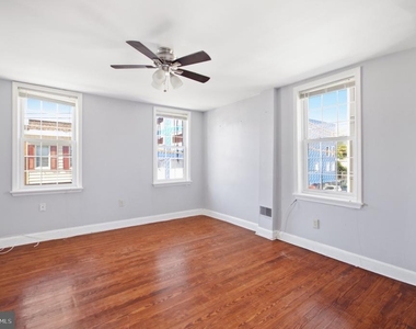 1821 Memphis Street - Photo Thumbnail 7