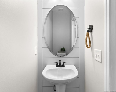 5834 James Allen Lane - Photo Thumbnail 19