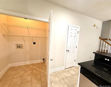 5737 Pooh Avenue - Photo Thumbnail 14