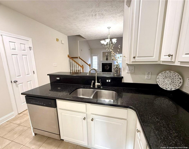 5737 Pooh Avenue - Photo Thumbnail 18