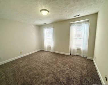 5737 Pooh Avenue - Photo Thumbnail 43