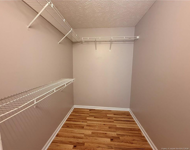 7229 Tollhouse Drive - Photo Thumbnail 8