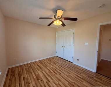 7229 Tollhouse Drive - Photo Thumbnail 11