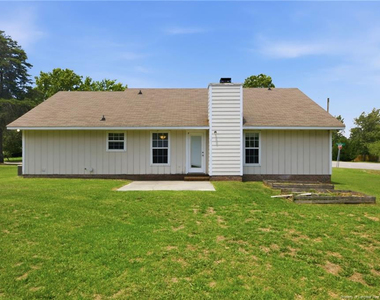 111 Hobson Court - Photo Thumbnail 24