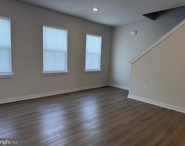 9 Atkins Drive - Photo Thumbnail 17