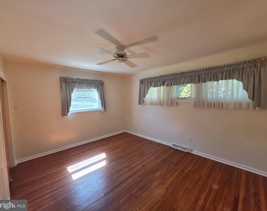 224 Cedar Avenue - Photo Thumbnail 9