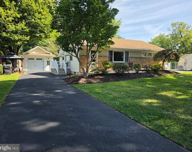 224 Cedar Avenue - Photo Thumbnail 3