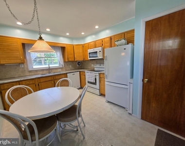 224 Cedar Avenue - Photo Thumbnail 8