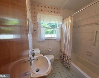 224 Cedar Avenue - Photo Thumbnail 12