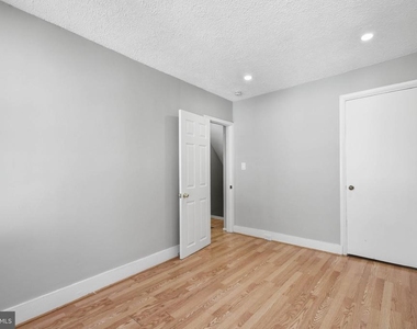 624 Poplar Street - Photo Thumbnail 16