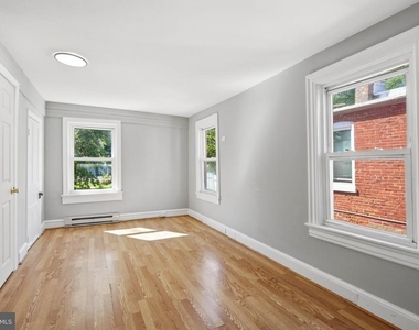 624 Poplar Street - Photo Thumbnail 11