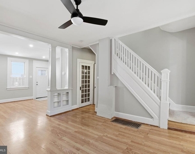 624 Poplar Street - Photo Thumbnail 4