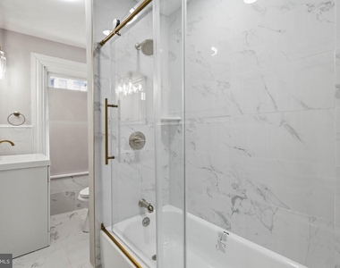 624 Poplar Street - Photo Thumbnail 14