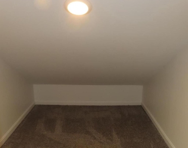 230 Rowe Avenue - Photo Thumbnail 18