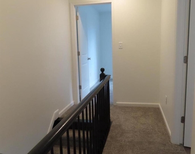 230 Rowe Avenue - Photo Thumbnail 13