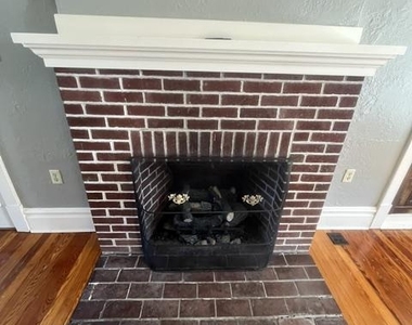 515 S York Street - Photo Thumbnail 19