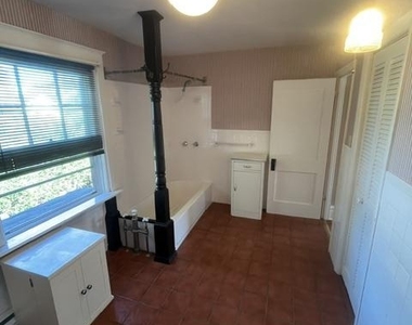 515 S York Street - Photo Thumbnail 33