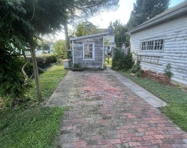515 S York Street - Photo Thumbnail 44
