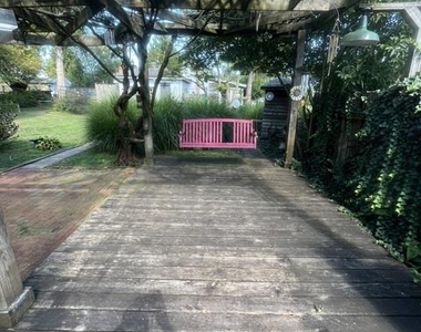 515 S York Street - Photo Thumbnail 48