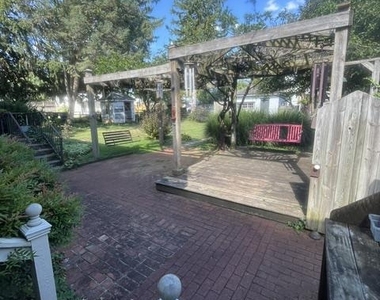 515 S York Street - Photo Thumbnail 38