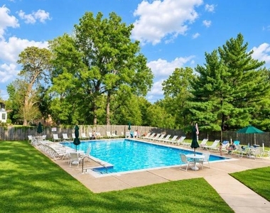 15 Heather Court - Photo Thumbnail 5