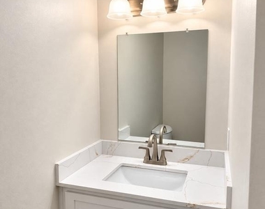 15 Heather Court - Photo Thumbnail 21