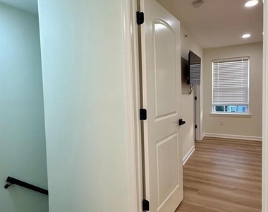 153 Mercer Court - Photo Thumbnail 19